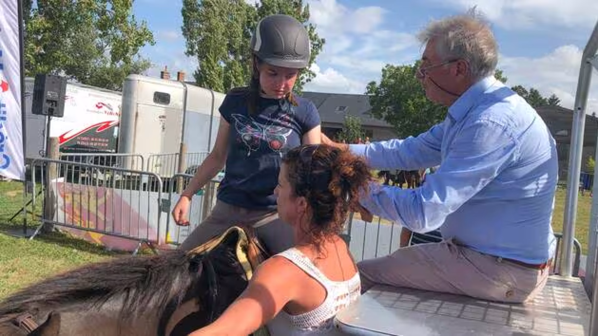 MjAxOTA4NjFjNGQ5NmEzMmVmNzQ0ZTM5Mzg4MGE0MTY2ZDkxNzk